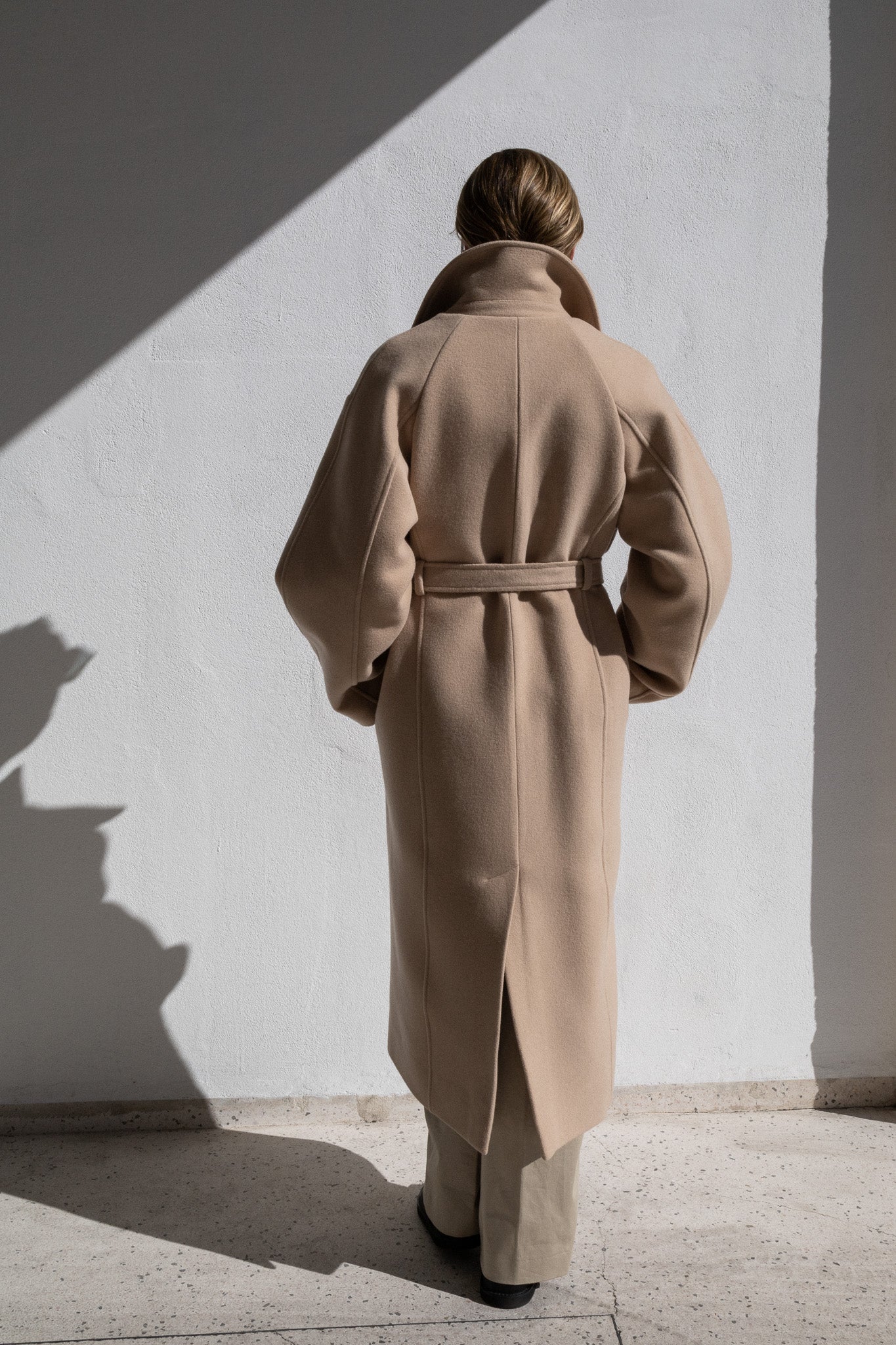 WOOL TRENCH COAT | LIGHT BEIGE