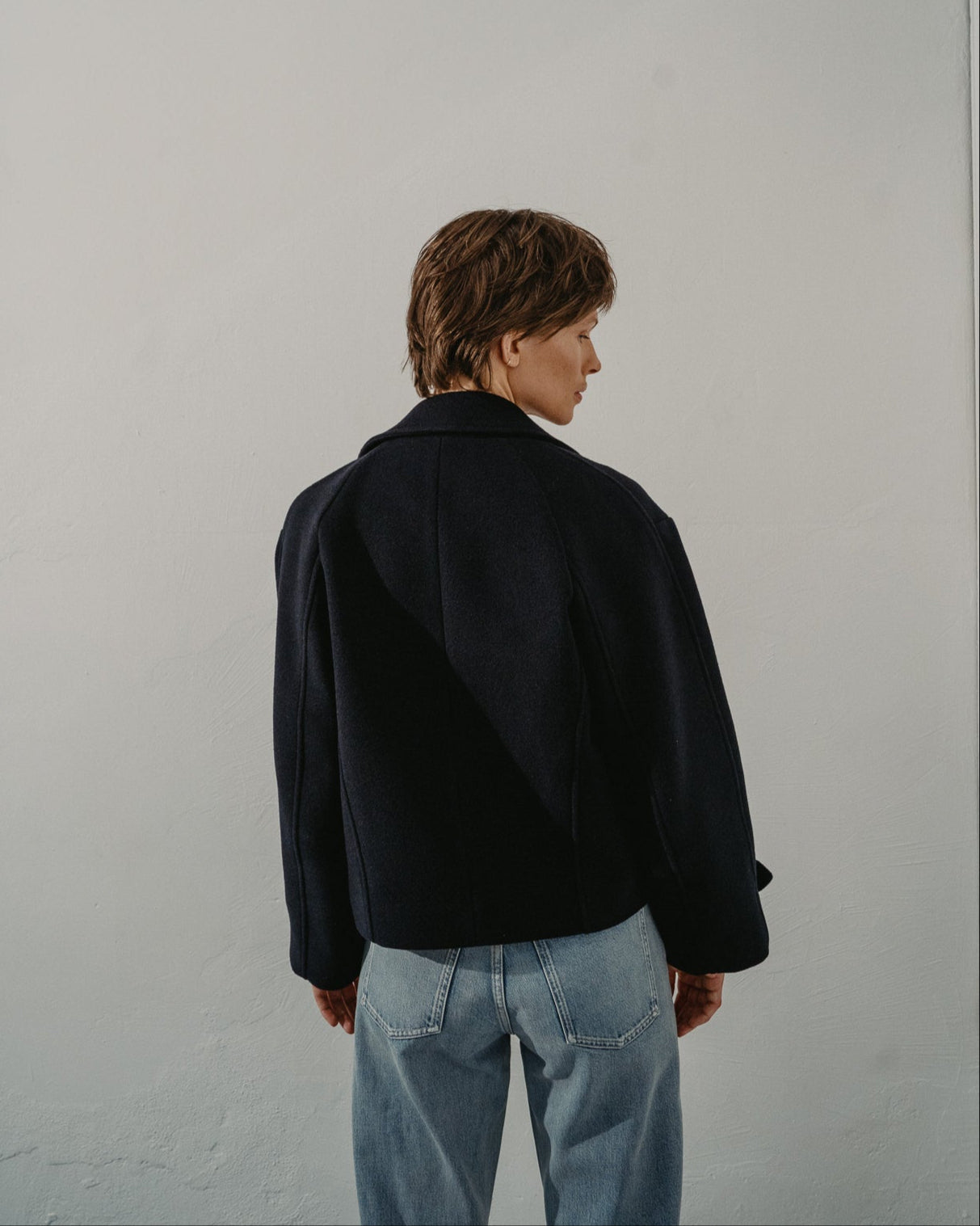 WOOL SHORT COAT | NAVY
