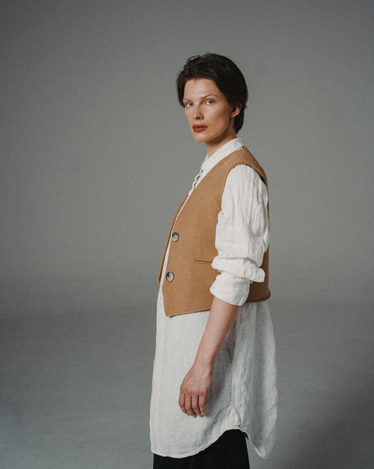 WOOL VEST | CAMEL